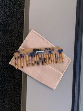 Burberry Havana Comb